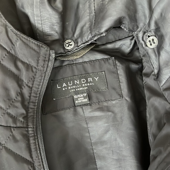 Laundry by Shelli Segal Hooded Cinch Zip Raincoat - Picture 2 of 3